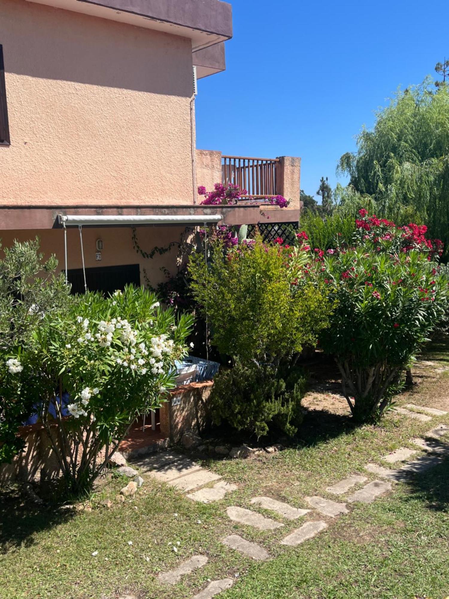 Bilocali Residenza Mediterranea Cannigione Exterior photo