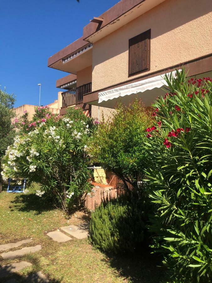 Bilocali Residenza Mediterranea Cannigione Exterior photo
